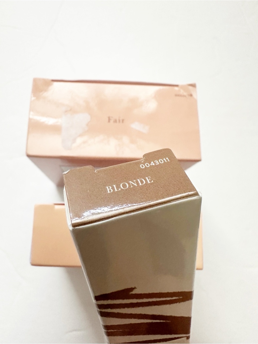 Laura Geller Bundle - Powder Foundations & Bravo Brows Pencil - Picture 5 of 5